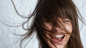 6 nejčastějších chyb v péči o vlasy. Neděláte je taky?