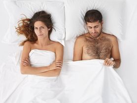 6 věcí, které v posteli naštvou každou ženu: O erekci nejde
