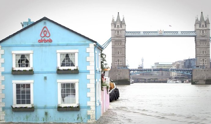Na Airbnb můžete klidně bydlet uprostřed řeky.