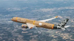 Airbus A350F poprvé ve vzduchu. Nový nákladní obr slibuje nižší spotřebu a zvládne až 111 tun nákladu Airbus A350F poprvé ve vzduchu. Nový nákladní obr slibuje nižší spotřebu a zvládne až 111 tun nákladu