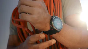 Amazfit má první solární hodinky s AMOLED displejem. Nabité vydrží až půl roku a stojí půlku toho, co Garmin Amazfit má první solární hodinky s AMOLED displejem. Nabité vydrží až půl roku a stojí půlku toho, co Garmin