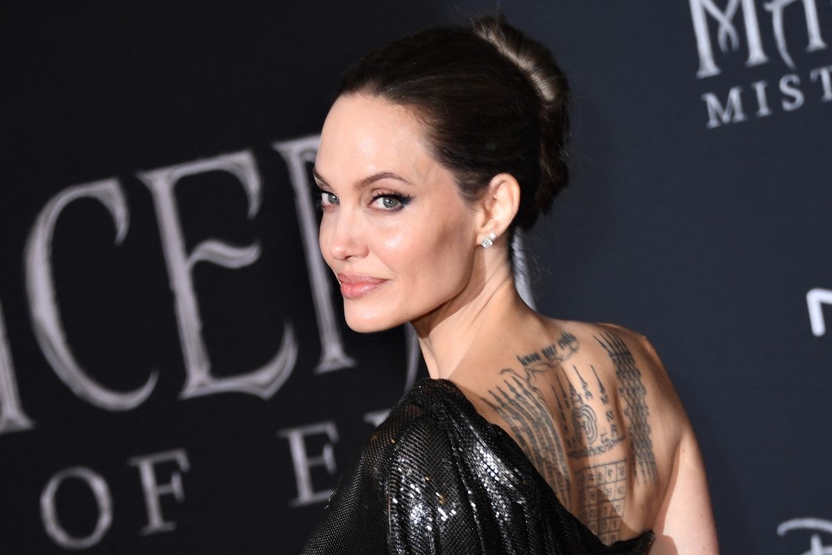 Herečka Angelina Jolie slaví 46. narozeniny.