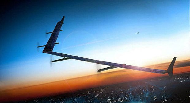 Facebook otestoval solární dron: Rozšíří internet do světa