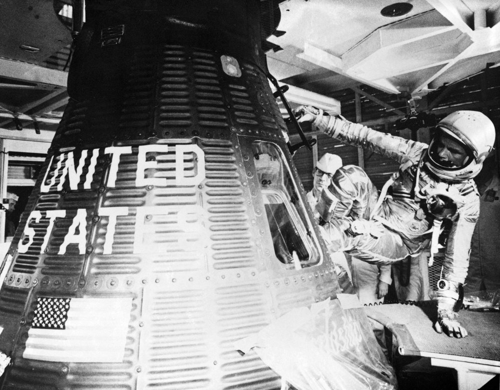 Vesmírná loď Atlas 6 měla dostat Američany jako první na Měsíc