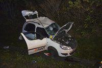 Tragická nehoda na Frýdecko-Místecku: Spolujezdec (†28) zemřel, řidič skončil v nemocnici