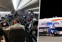 Boeing 777 na trase do Londýna musel nouzově přistát. Seniorka zemřela hned po dosednutí