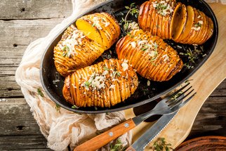 Pěkně vypečené brambory: Vyzkoušejte 20 nejlepších receptů z trouby pro celou rodinu 