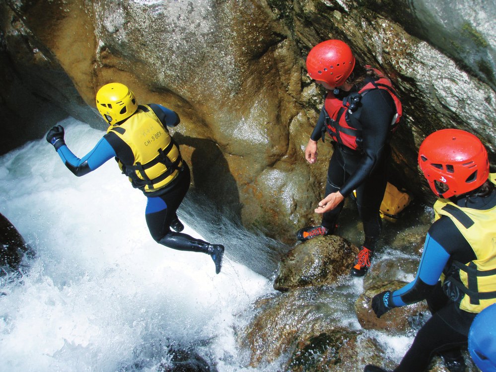 Máte rádi adrenalin? Zkuste canyoning a vydejte se divokou řekou po vlastních zádech