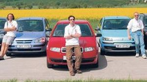 Ceny aut v Česku rostou, lidem to ale moc nevadí. Chtějí větší a dražší! Ceny aut v Česku rostou, lidem to ale moc nevadí. Chtějí větší a dražší!