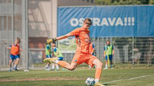 Chelsea, Juventus, Štrasburk? Teenager může být rekordním transferem akademie Baníku