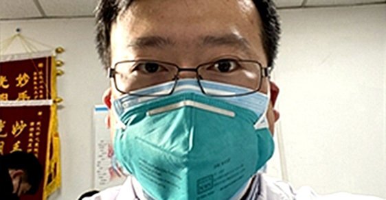 Oftalmolog Li Wen-liang zaznamenal výskyt neznámého viru už v prosinci 2019