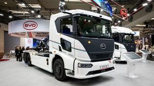 Čínský BYD připravuje v Evropě další velký tah. Chystá výrobu, která může změnit část autoprůmyslu Čínský BYD připravuje v Evropě další velký tah. Chystá výrobu, která může změnit část autoprůmyslu