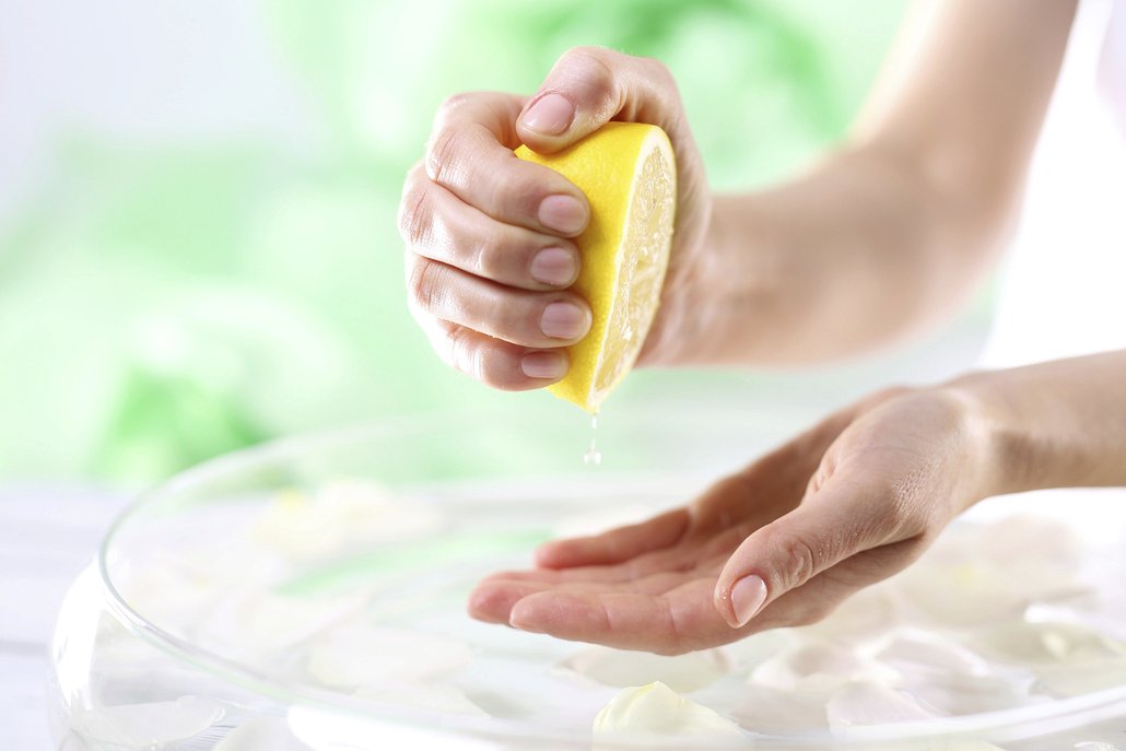 Citronová šťáva neutralizuje pachy