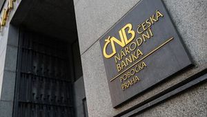 ČNB drží kapitálovou rezervu pro banky. Kvůli vysokému zájmu o hypotéky a úvěry ale hrozí dalším zpřísněním ČNB drží kapitálovou rezervu pro banky. Kvůli vysokému zájmu o hypotéky a úvěry ale hrozí dalším zpřísněním