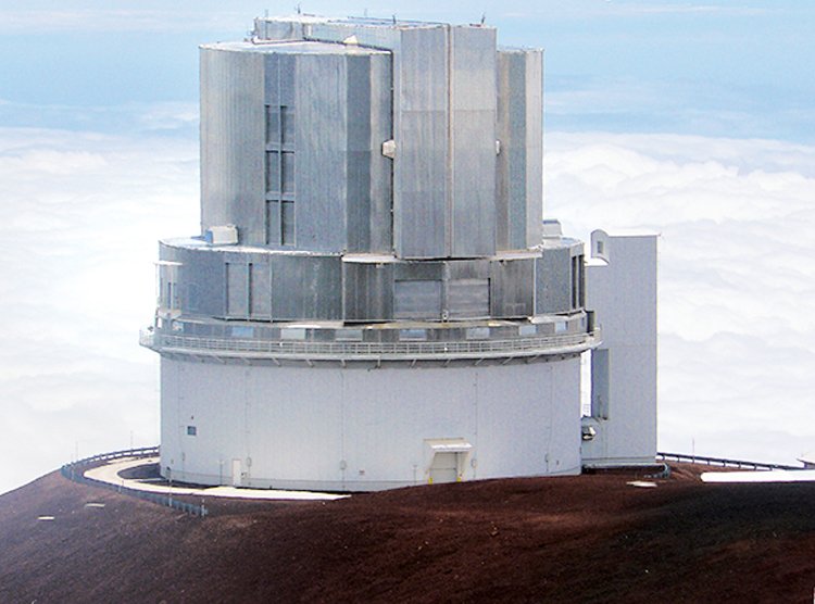 Dalekohled Subaru na havajské hoře Mauna Kea, který pomohl objevit 20 nových měsíců Saturnu