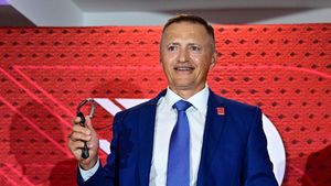 Dědek reaguje na úder extraligy: Hokej poškozují úplně jiní lidé. Vysvětluje, kdo a proč Dědek reaguje na úder extraligy: Hokej poškozují úplně jiní lidé. Vysvětluje, kdo a proč