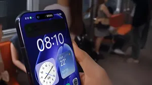 Displej od Xiaomi odstíní pohledy zvědavců. Vylepšuje nápad Samsungu bez zhoršení kvality obrazu Displej od Xiaomi odstíní pohledy zvědavců. Vylepšuje nápad Samsungu bez zhoršení kvality obrazu