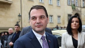 Dozvuky volebního debaklu Motoristů: Macinka je potopil ke dnu a Turek si pokrytecky myje ruce Dozvuky volebního debaklu Motoristů: Macinka je potopil ke dnu a Turek si pokrytecky myje ruce