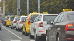 Drožkaře v metropoli už nikdo nebrzdí, Praha zrušila cenové stropy: Proč? A kdo tady lže?! Drožkaře v metropoli už nikdo nebrzdí, Praha zrušila cenové stropy: Proč? A kdo tady lže?!