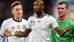 Drsné konce ve stylu Ronalda: Keane se s tím nemazal, slovenský příklad i „imigrant“ Özil Drsné konce ve stylu Ronalda: Keane se s tím nemazal, slovenský příklad i „imigrant“ Özil