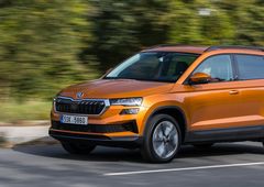 Druhá generace Škody Karoq dostane baterky, ale ponechá si spalovací motor Druhá generace Škody Karoq dostane baterky, ale ponechá si spalovací motor