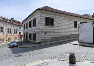 The House of Search in Hradčany in Prague, which will house the Museum of Memory XX.  century.  The palace will create exhibition spaces, a lecture hall, a library or a room for recording the testimonies of witnesses.
