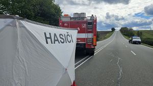 Dva mrtví na Blanensku: Nehody se staly na jedné silnici kousek od sebe