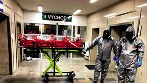 Ebola není sama a její vražední kumpáni nemusí být daleko. I my musíme být ostražití