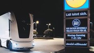Einride a Lidl zapojily náklaďák bez kabiny do zásobování Einride a Lidl zapojily náklaďák bez kabiny do zásobování