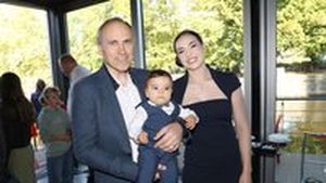 Exministr Pilip na křtu Hartlovy knihy: Pochlubil se nejmladším synem Exministr Pilip na křtu Hartlovy knihy: Pochlubil se nejmladším synem