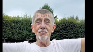 Ezo Babiš spoléhá na hvězdy i Jezulátko. Proč Babiš propadl řeči magie a řídí podle ní stát? Ezo Babiš spoléhá na hvězdy i Jezulátko. Proč Babiš propadl řeči magie a řídí podle ní stát?
