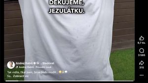 Ezo Babiš spoléhá na hvězdy i Jezulátko. Proč Babiš propadl řeči magie a řídí podle ní stát?