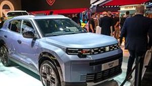 Fiat Grizzly naživo: Stylový crossover za cenu Dacie Striker má pozitiva, ale i zásadní problémy Fiat Grizzly naživo: Stylový crossover za cenu Dacie Striker má pozitiva, ale i zásadní problémy