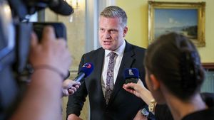 Filip Turek oznámil kandidaturu na prezidenta. Později ji změnil na kandidaturu na polního maršála