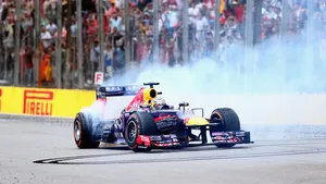 Formule 1 chystá návrat osmiválců. Nové motory mají být výrazně lehčí Formule 1 chystá návrat osmiválců. Nové motory mají být výrazně lehčí