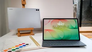 Galaxy Tab S12 Ultra je nejtenčí tablet od Samsungu. Lokátor SmartTag3 poprvé funguje i s iPhony Galaxy Tab S12 Ultra je nejtenčí tablet od Samsungu. Lokátor SmartTag3 poprvé funguje i s iPhony
