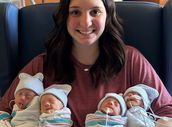 GALERIE: Mamince se narodila čtyřčata, z nichž dcery jsou jedna jednovaječná dvojčata a synové druhá! 