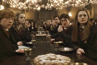 Staňte se na okamžik Harrym Potterem a zaleťte si do Bradavic na máslový ležák