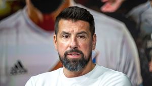 Historky vítězů Ligy mistrů: Baroš vzpomínal, jak naštval Čecha. Šmicer má Řeky za noční můru