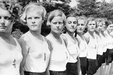 Nacistická líheň na árijské děti. Důstojníci SS oplodňovali německé dívky na hradě…
