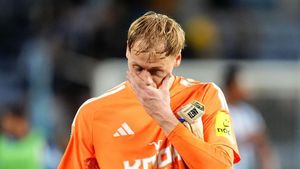 Horníčkův špatný zápas: udělal chybu a zavinil penaltu. Vůbec to nezvládl, řekl expert Horníčkův špatný zápas: udělal chybu a zavinil penaltu. Vůbec to nezvládl, řekl expert