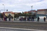 Tramvaje na Hradčanské pojedou od pátku jinak: Dopravní podnik zahájí první etapu oprav na trati