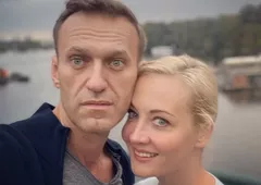 „I z vězení jsi mě rozesmával.“ Julija Navalná se dojemně loučí s manželem Alexejem