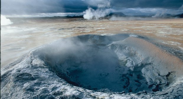 Island - Ostrov nezkrocených živlů