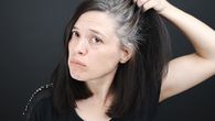 Jak zpomalit šedivění vlasů? Toto je 5 potravin, které vám s tím pomůžou Jak zpomalit šedivění vlasů? Toto je 5 potravin, které vám s tím pomůžou