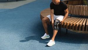 Jaká kolenní ortéza je vhodná při artróze, po operaci nebo při sportu?