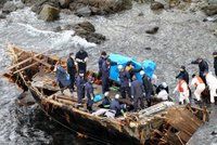 Lodě mrtvých připluly k Japonsku: Patřila tlející těla uprchlíkům z KLDR?