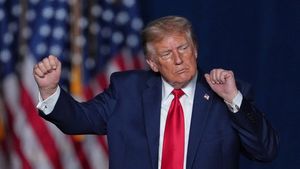 Je Donald Trump zralý pro psychiatra? Nebo jen velmi důsledně hraje politického šílence?