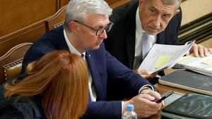Jednání o nedůvěře vládě, den třetí: Poslanci by dnes mohli hlasovat! Jednání o nedůvěře vládě, den třetí: Poslanci by dnes mohli hlasovat!