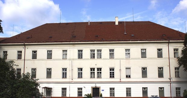 Psychiatrická klinika Všeobecné fakultní nemocnice v Praze na Karlově náměstí.